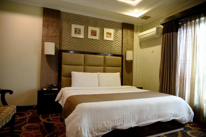 Hotel One Super, איסלמאבד מראה חיצוני תמונה